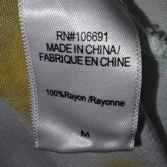 Young Fabulouse and Broke Super Soft and Light Tie-Dye Women's Summer Tie Top Md - Picture 9 of 10